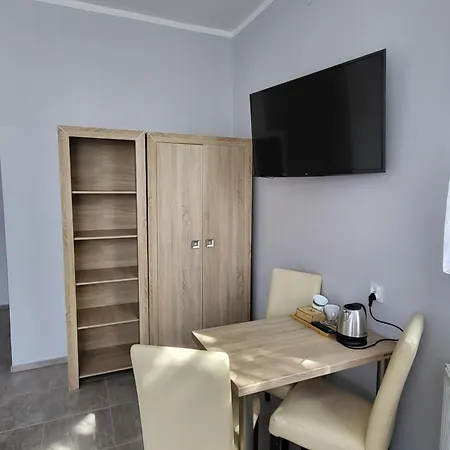 Hotel Osir *